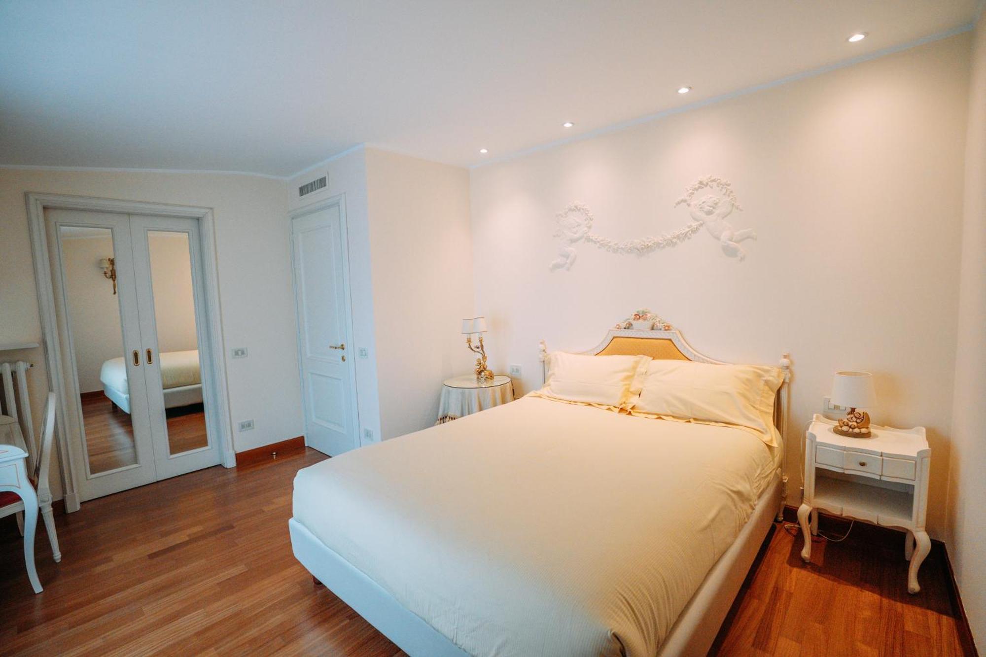 Suite Romantic Vista Lago Stresa Bagian luar foto