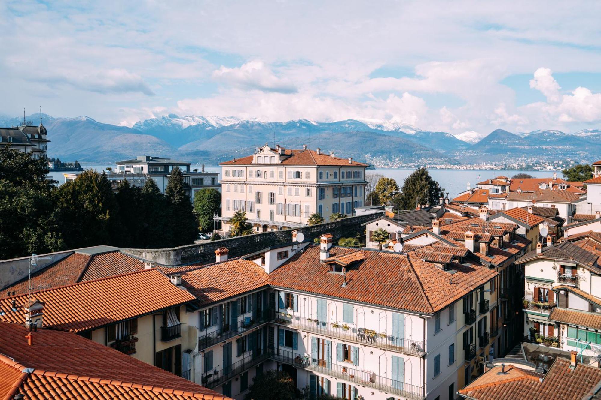 Suite Romantic Vista Lago Stresa Bagian luar foto