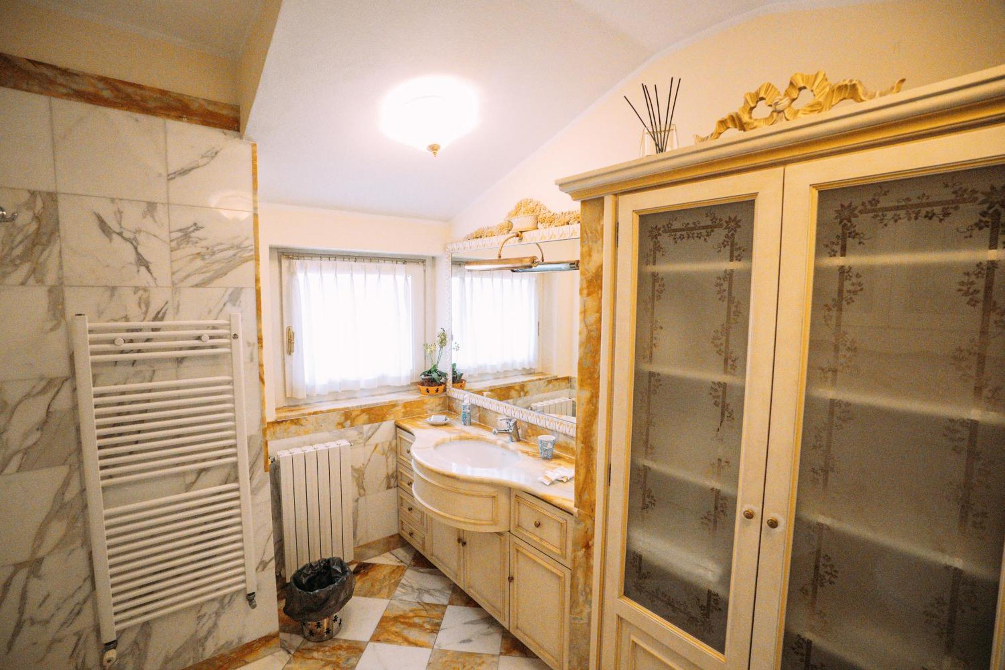 Suite Romantic Vista Lago Stresa Bagian luar foto