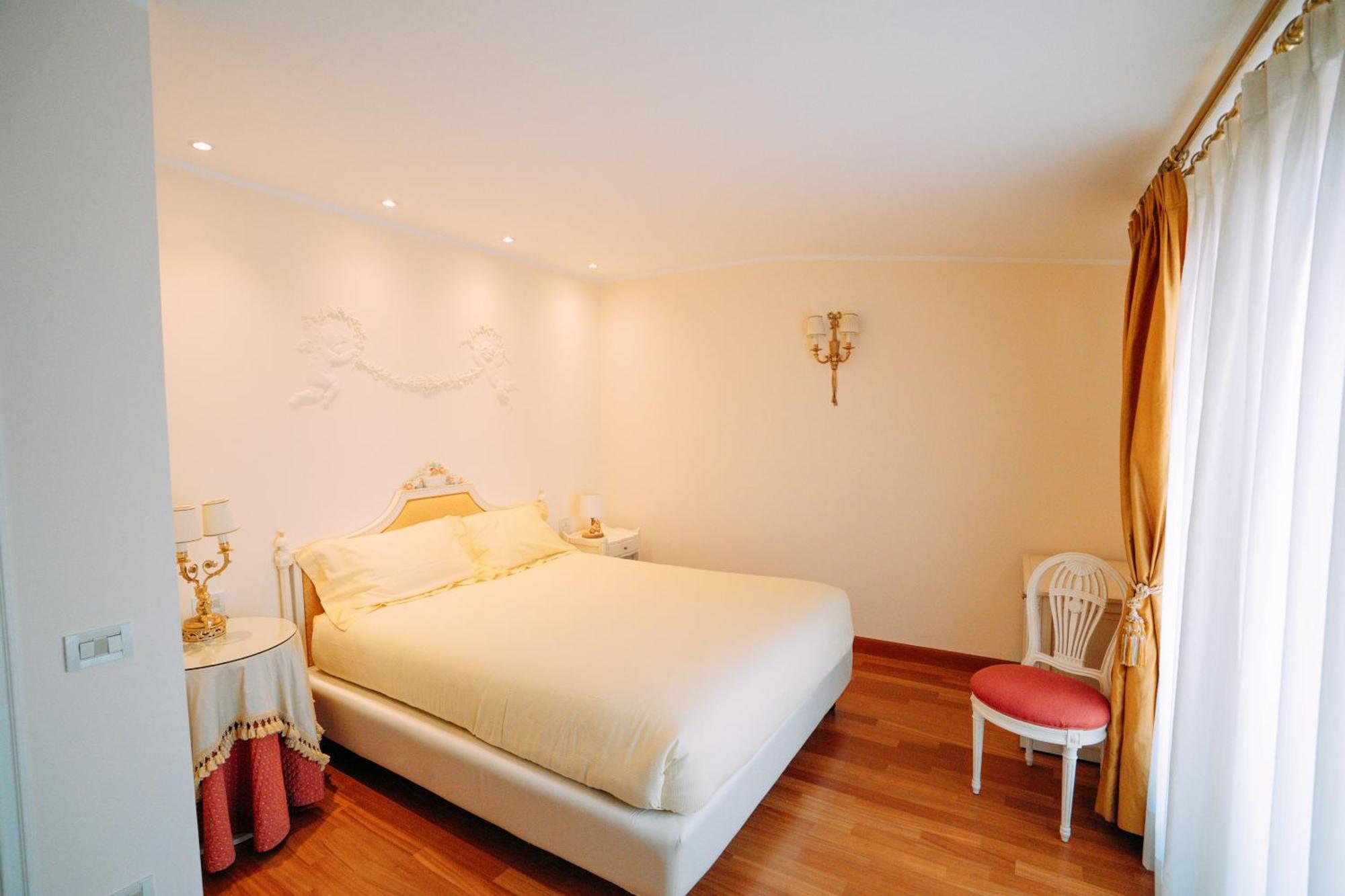 Suite Romantic Vista Lago Stresa Bagian luar foto