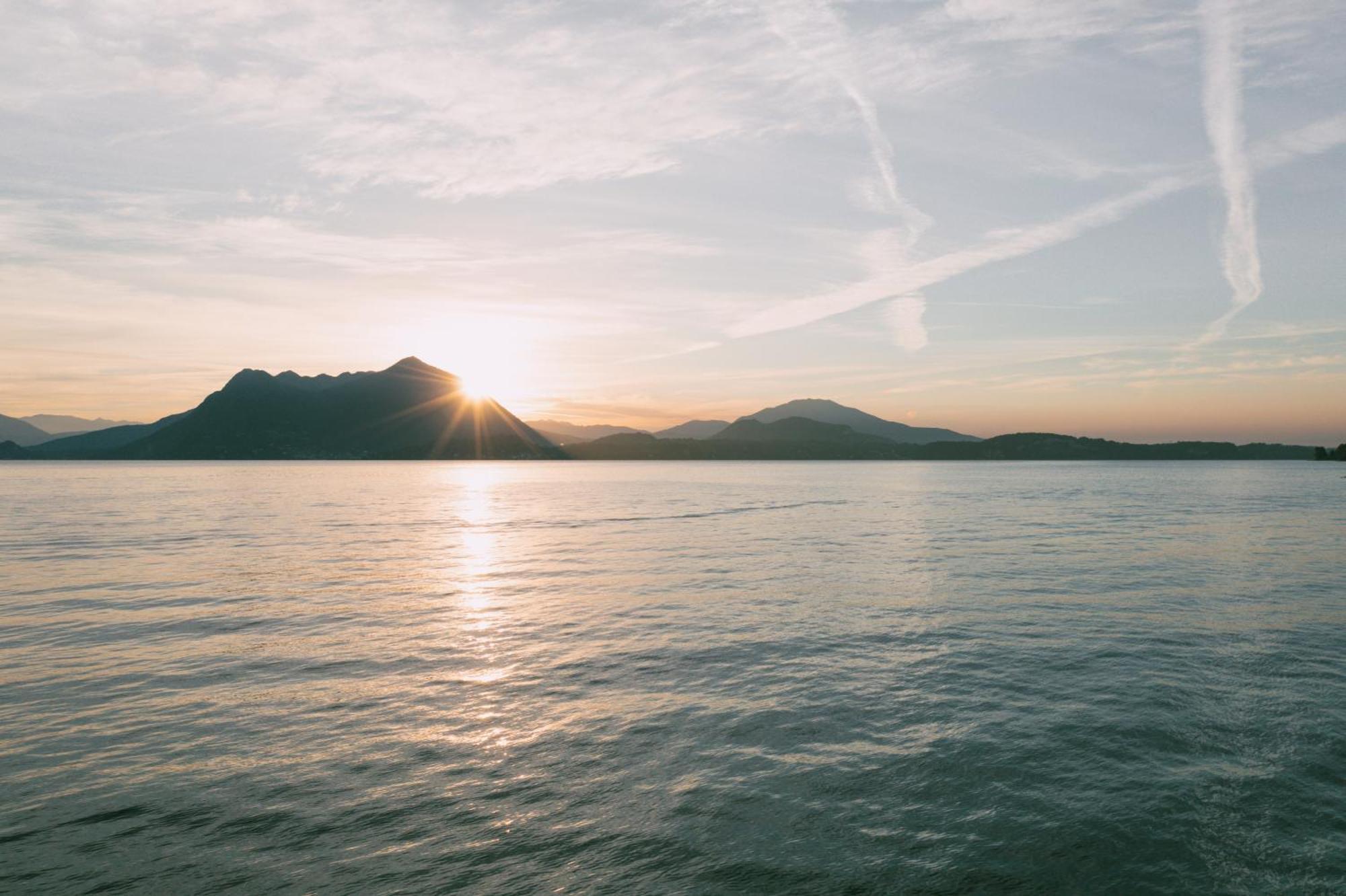 Suite Romantic Vista Lago Stresa Bagian luar foto